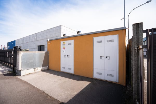 Cabina elettrica ENEL DG2061 Ed. 9 – cliente ridotto, vista laterale